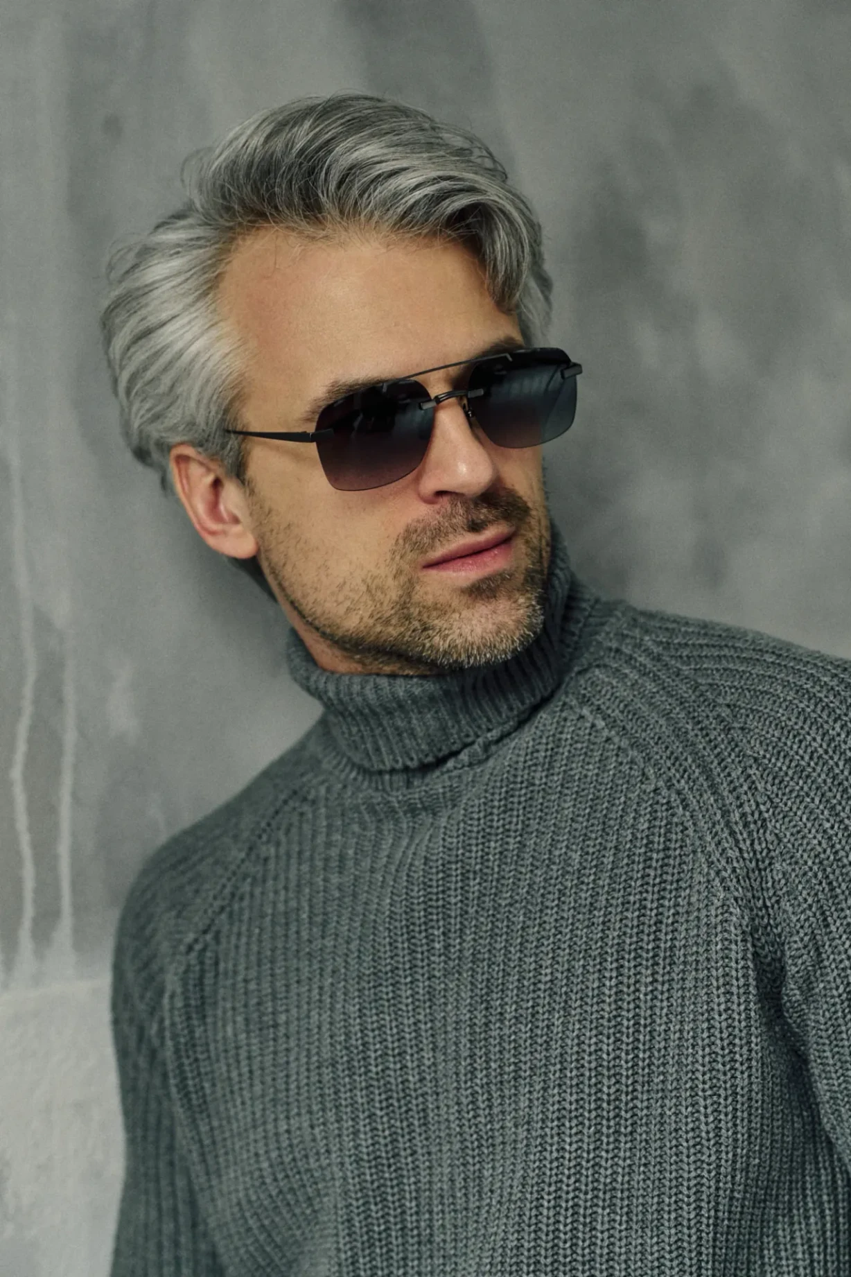Titanium Black Frame Gray Lens Sunglasses with Carl Zeiss Vision