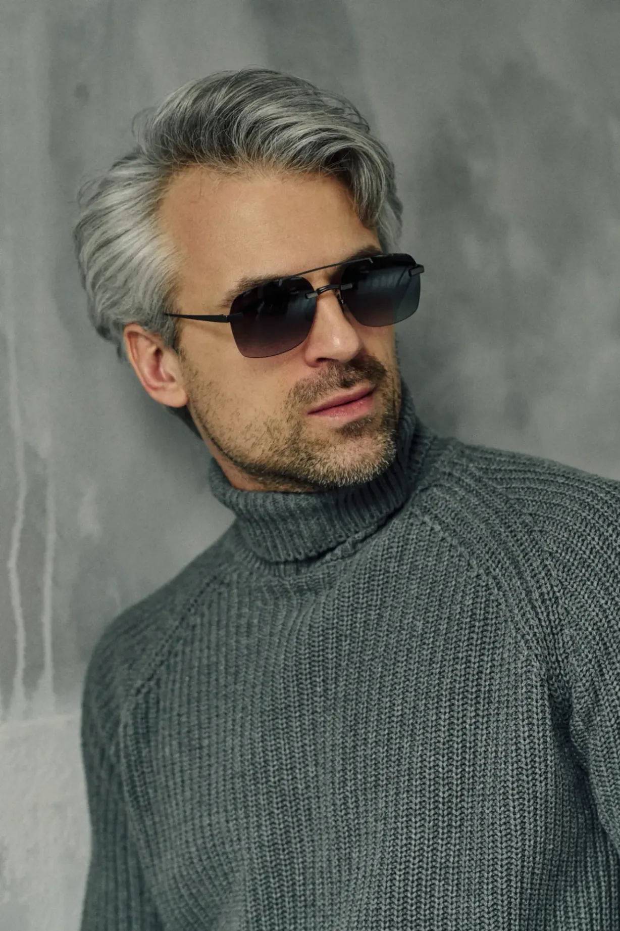 Titanium Black Frame Gray Lens Sunglasses with Carl Zeiss Vision