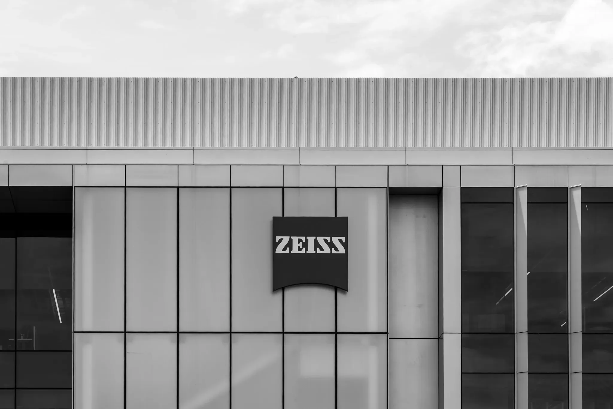 The Science of Sight: The Purist's Approach to ZEISS Optics